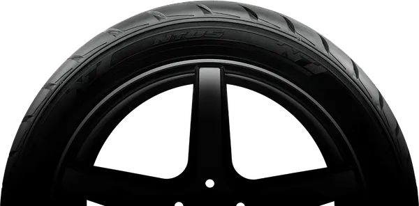 Nitto NT05 235/40 R17 90W